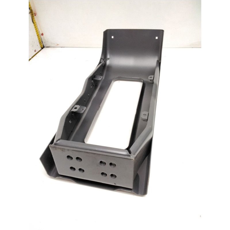 Recambio de puntera chasis delantera izquierda para nissan eco - t 100.45/78 kw/e2 referencia OEM IAM 62017D8600  PUNTERA PARACH