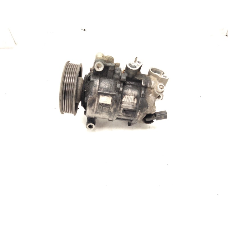 Recambio de compresor aire acondicionado para volkswagen passat b8 variant (3g5, cb5) 2.0 tdi referencia OEM IAM 5Q0816803D  