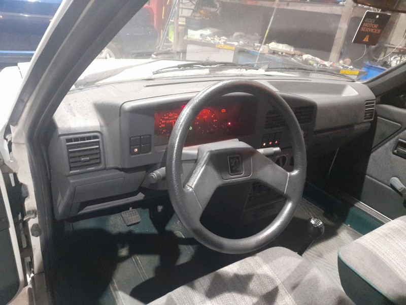 peugeot 309 ii (3c, 3a) del año 1992