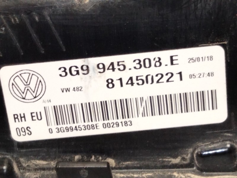 Recambio de piloto trasero derecho porton para volkswagen passat b8 variant (3g5, cb5) 2.0 tdi referencia OEM IAM 3G9945308  