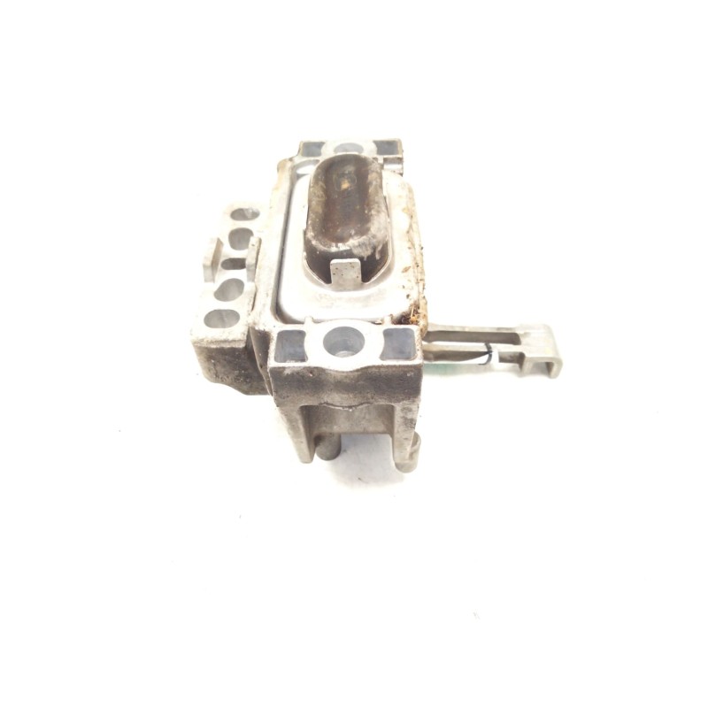 Recambio de soporte motor derecho superior para volkswagen passat b8 variant (3g5, cb5) 2.0 tdi referencia OEM IAM 3Q0199262J  