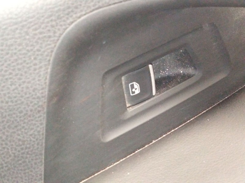 Recambio de guarnecido puerta trasera derecha para volkswagen passat b8 variant (3g5, cb5) 2.0 tdi referencia OEM IAM 3G0867068A