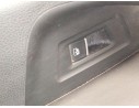 GUARNECIDO PUERTA TRASERA DERECHA 3G0867068A 