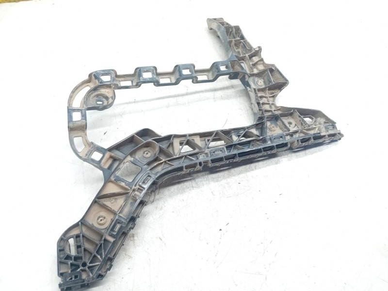 Recambio de soporte paragolpes trasero izquierda para volkswagen passat b8 variant (3g5, cb5) 2.0 tdi referencia OEM IAM 3G08073