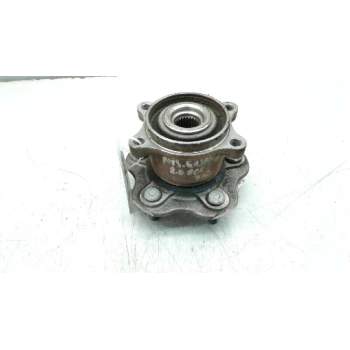 Recambio de buje trasero izquierdo para nissan qashqai (j10) 2.0 dci turbodiesel cat referencia OEM IAM   117835