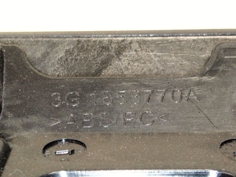 Recambio de moldura para volkswagen passat b8 variant (3g5, cb5) 2.0 tdi referencia OEM IAM 3G1853262AJ  