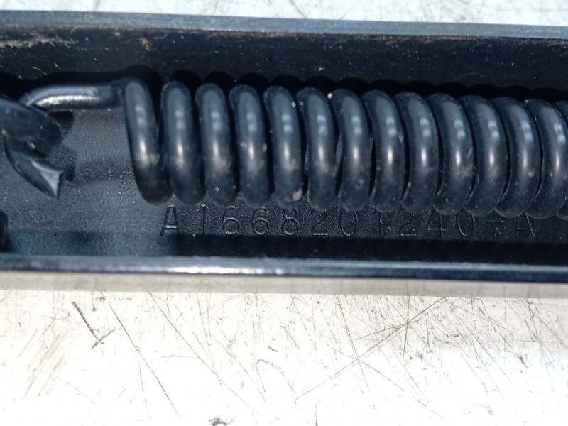 Recambio de brazo limpia delantero derecho para mercedes-benz clase m (w166) ml 250 cdi / bluetec 4-matic (166.004, 166.003) ref