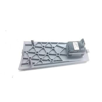 Recambio de mando elevalunas delantero derecho para bmw serie 7 (e65/e66) 730d referencia OEM IAM 7024647  