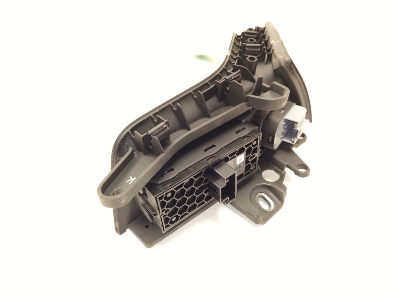 Recambio de mando elevalunas delantero izquierdo para volkswagen passat b8 variant (3g5, cb5) 2.0 tdi referencia OEM IAM 5G09598