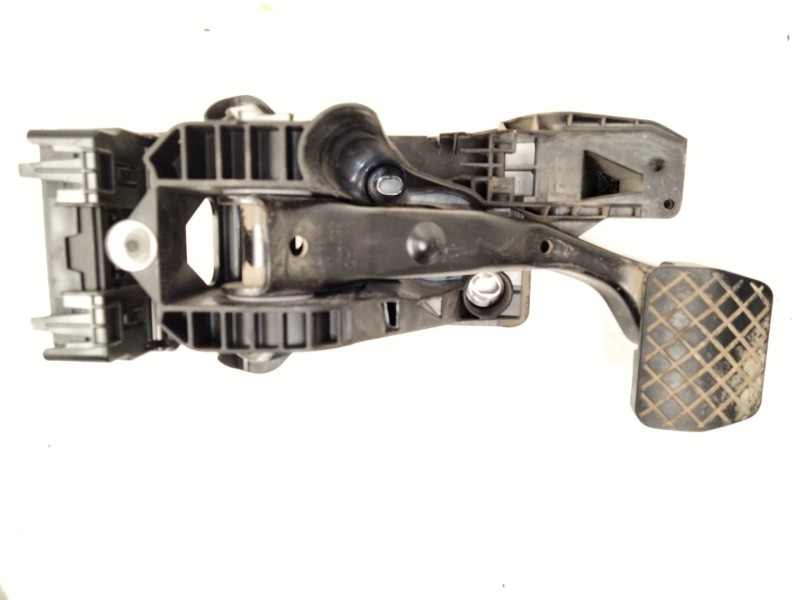 Recambio de pedal freno para volkswagen passat b8 variant (3g5, cb5) 2.0 tdi referencia OEM IAM   