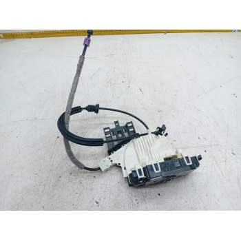 CERRADURA PUERTA DELANTERA IZQUIERDA A2047202735 