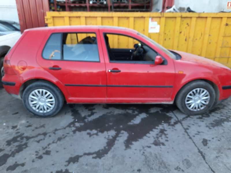 volkswagen golf iv berlina (1j1) del año 2000