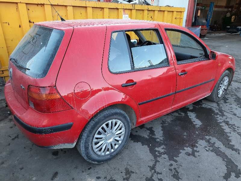 volkswagen golf iv berlina (1j1) del año 2000