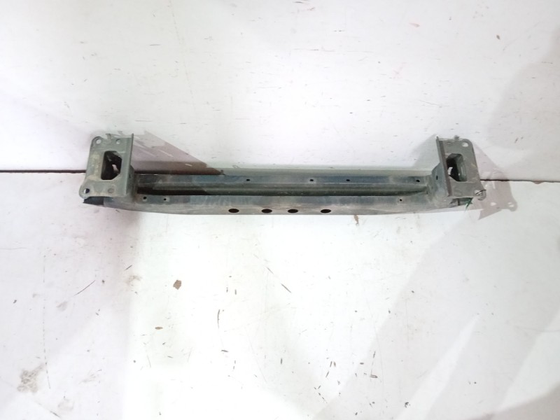 Recambio de refuerzo paragolpes delantero para toyota avensis sedán (_t25_) 2.2 d-4d (adt251_) referencia OEM IAM   