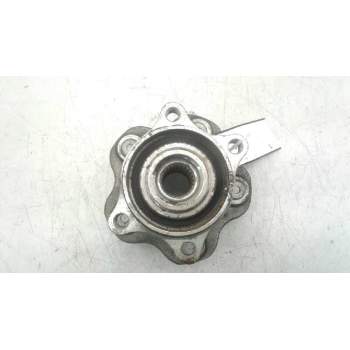 Recambio de buje trasero izquierdo para nissan qashqai (j10) 2.0 16v cat referencia OEM IAM   117835