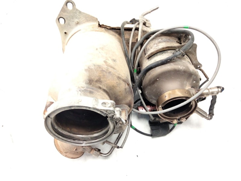 Recambio de filtro de particulas para volkswagen passat b8 variant (3g5, cb5) 2.0 tdi referencia OEM IAM 04L131723AT  