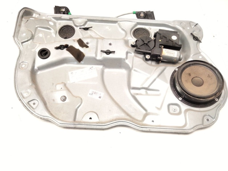 Recambio de elevalunas delantero izquierdo para volkswagen polo (9n_, 9a_) 1.4 16v referencia OEM IAM   