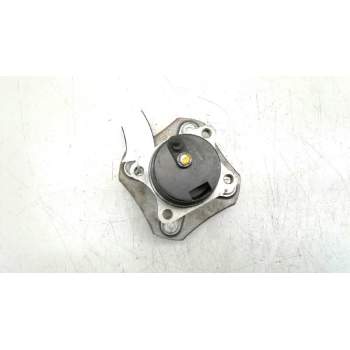 Recambio de buje trasero izquierdo para nissan qashqai (j10) 2.0 16v cat referencia OEM IAM   117835