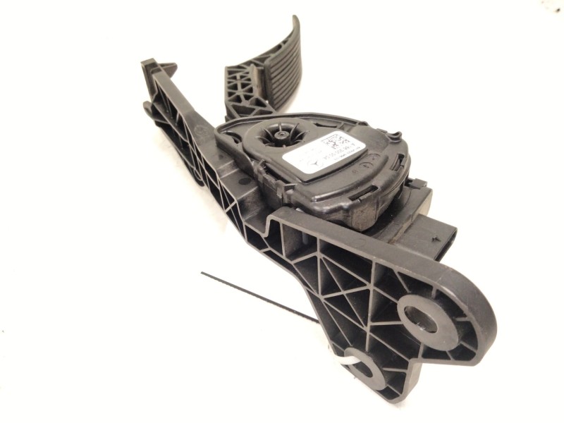 Recambio de pedal acelerador para mercedes-benz clase m (w166) ml 250 cdi / bluetec 4-matic (166.004, 166.003) referencia OEM IA
