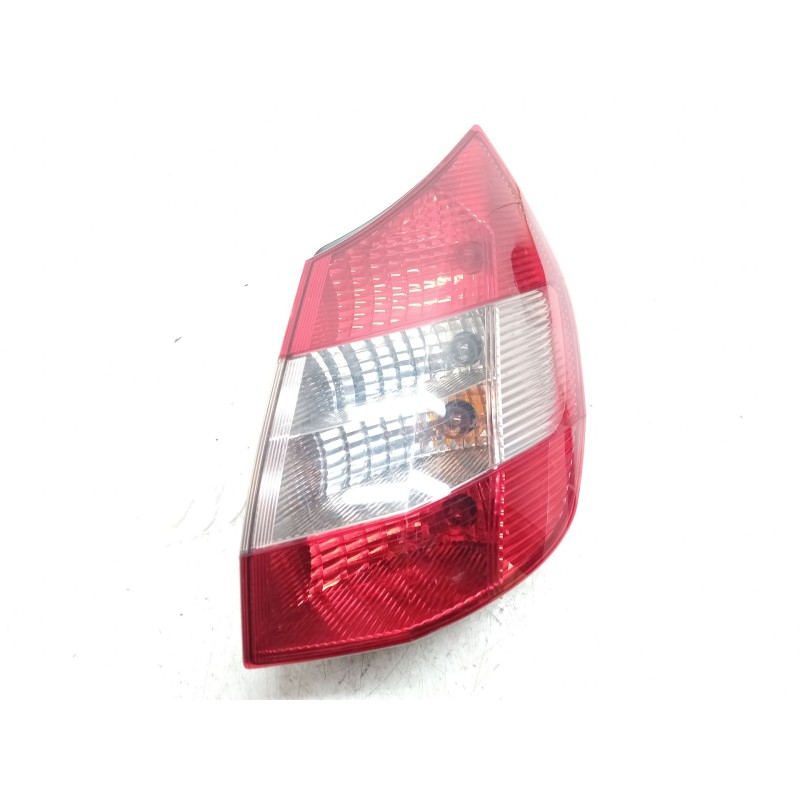 Recambio de piloto trasero derecho para renault scénic ii (jm0/1_) 1.9 dci (jm0g, jm12, jm1g, jm2c) referencia OEM IAM   