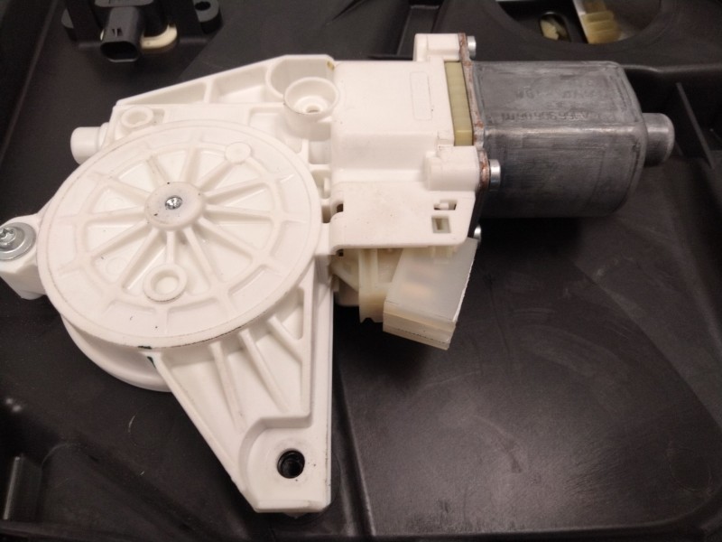 Recambio de elevalunas trasero derecho para mercedes-benz clase m (w166) ml 250 cdi / bluetec 4-matic (166.004, 166.003) referen