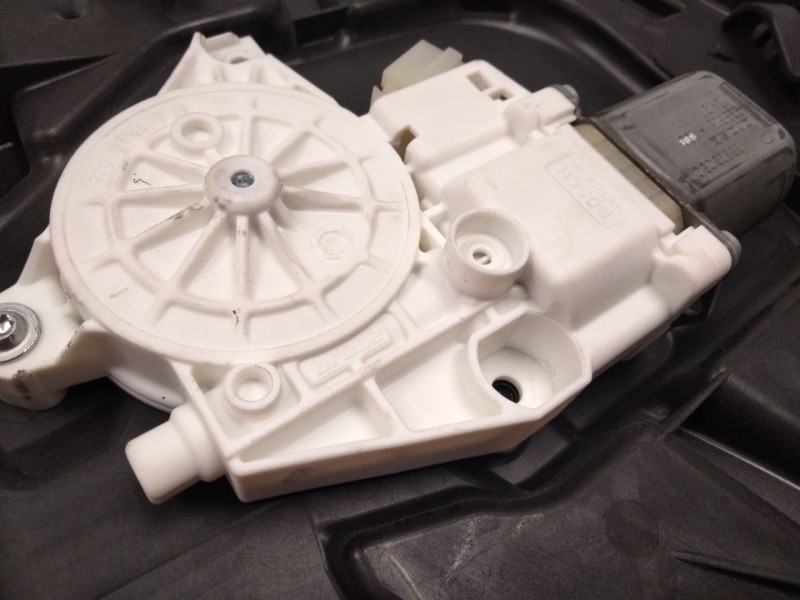 Recambio de elevalunas trasero izquierdo para mercedes-benz clase m (w166) ml 250 cdi / bluetec 4-matic (166.004, 166.003) refer