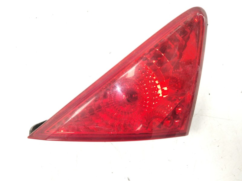 Recambio de piloto trasero izquierdo porton para peugeot 3008 confort referencia OEM IAM   