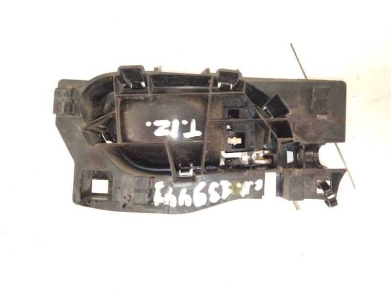 Recambio de maneta interior trasera izquierda para peugeot 3008 confort referencia OEM IAM 9683446877  