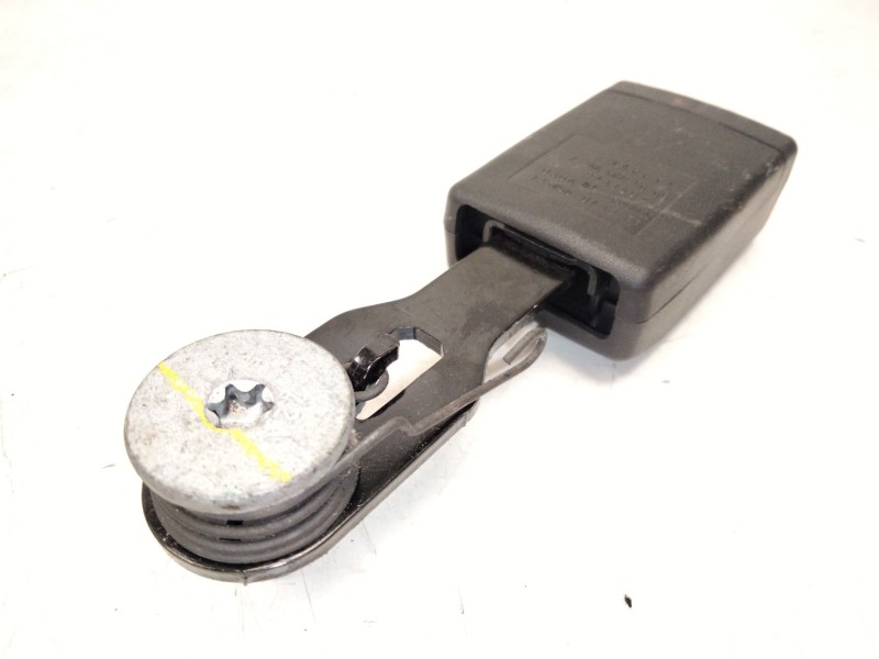 Recambio de enganche cinturon trasero derecho para mercedes-benz clase m (w166) ml 250 cdi / bluetec 4-matic (166.004, 166.003) 