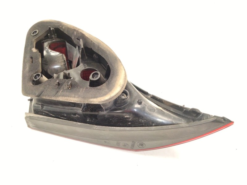 Recambio de piloto trasero izquierdo porton para opel astra j (p10) 2.0 cdti (68) referencia OEM IAM   