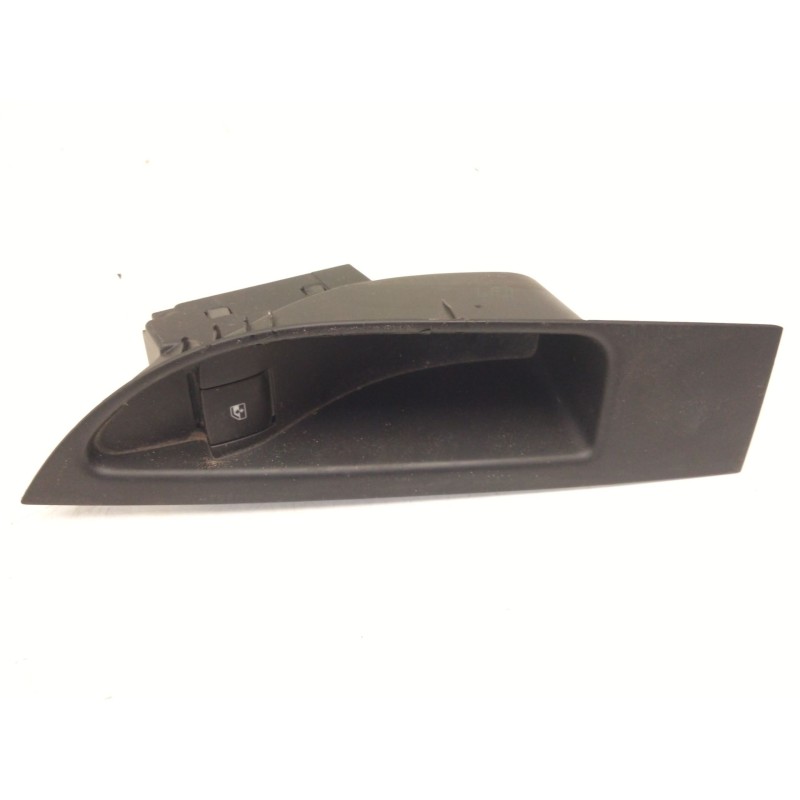 Recambio de mando elevalunas trasero izquierdo para opel astra j (p10) 2.0 cdti (68) referencia OEM IAM   