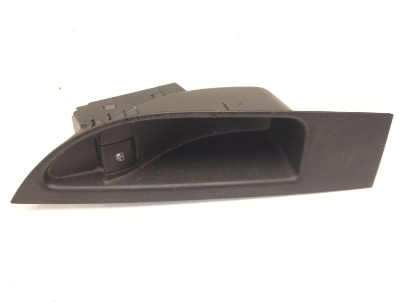 Recambio de mando elevalunas trasero izquierdo para opel astra j (p10) 2.0 cdti (68) referencia OEM IAM   