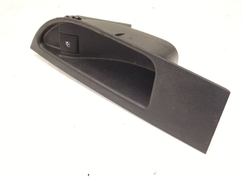 Recambio de mando elevalunas trasero izquierdo para opel astra j (p10) 2.0 cdti (68) referencia OEM IAM   
