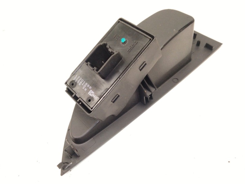 Recambio de mando elevalunas trasero derecho para opel astra j (p10) 2.0 cdti (68) referencia OEM IAM 13301888  