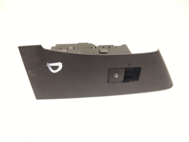Recambio de mando elevalunas delantero derecho para opel astra j (p10) 2.0 cdti (68) referencia OEM IAM 13301868  