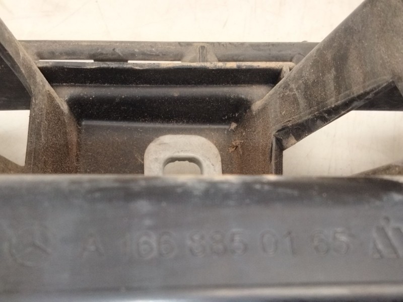 Recambio de soporte paragopes trasero superior para mercedes-benz clase m (w166) ml 250 cdi / bluetec 4-matic (166.004, 166.003)