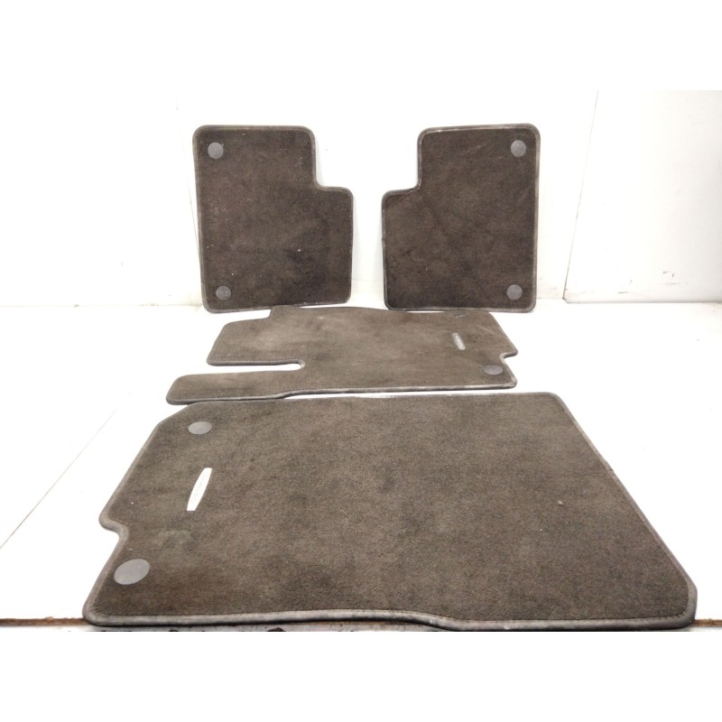 Recambio de alfombra para mercedes-benz clase m (w166) ml 250 cdi / bluetec 4-matic (166.004, 166.003) referencia OEM IAM   