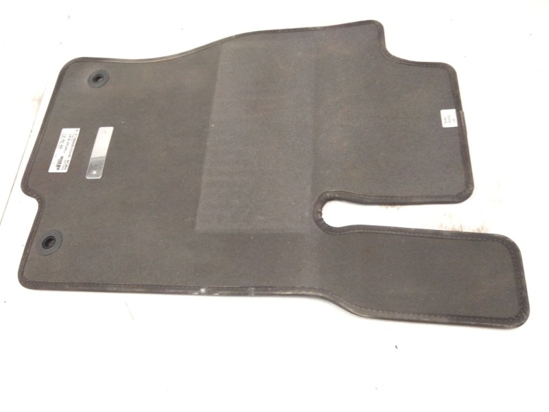 Recambio de alfombra para mercedes-benz clase m (w166) ml 250 cdi / bluetec 4-matic (166.004, 166.003) referencia OEM IAM   