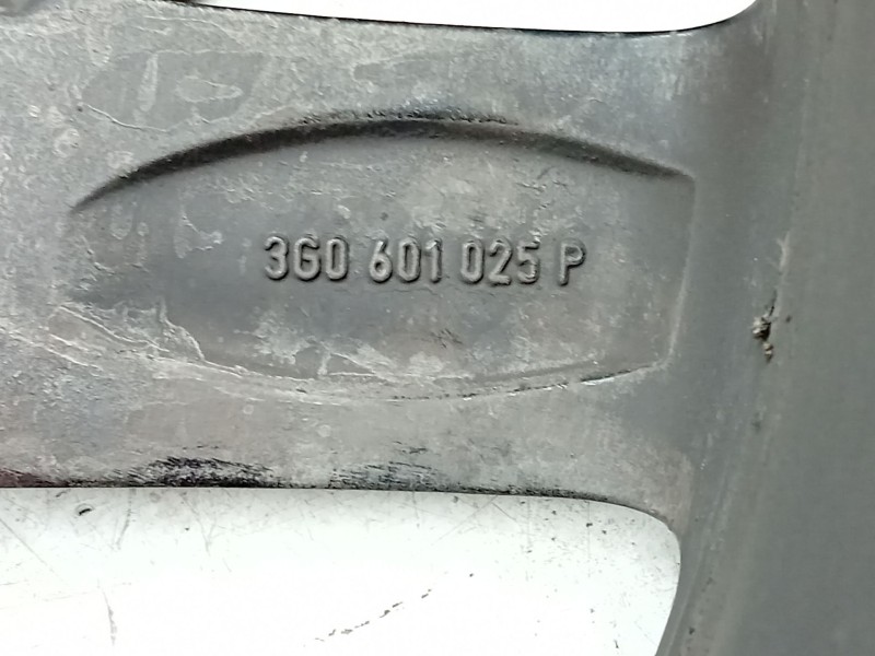 Recambio de llanta aluminio para volkswagen passat b8 variant (3g5, cb5) 2.0 tdi referencia OEM IAM 3G0601025P  