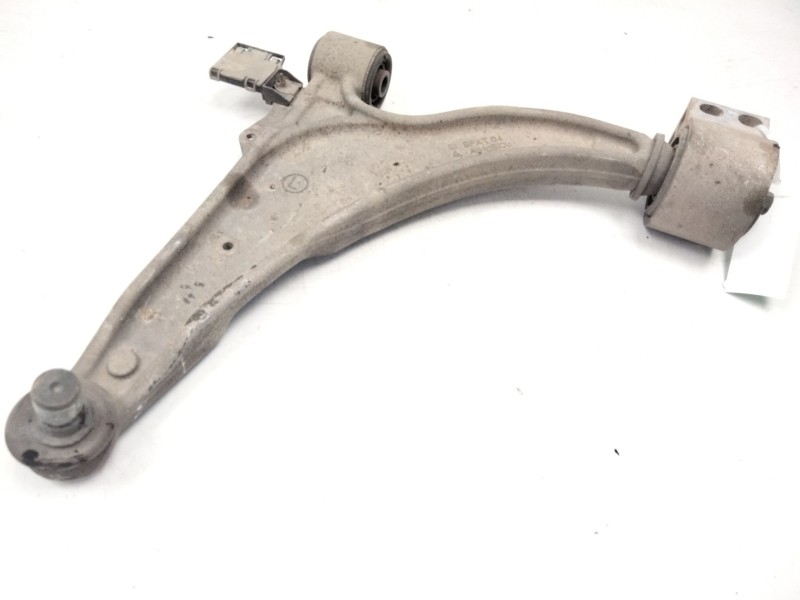 Recambio de brazo suspension inferior delantero izquierdo para opel astra j (p10) 2.0 cdti (68) referencia OEM IAM   