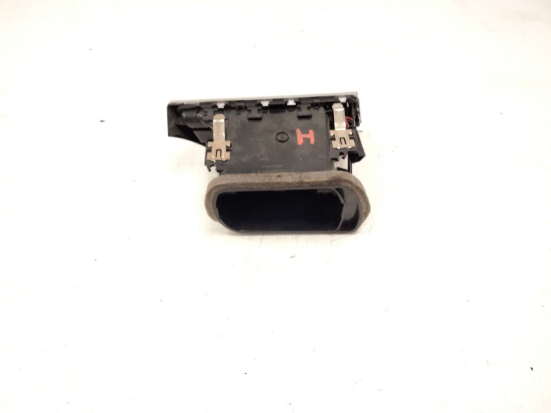 Recambio de aireador izquierdo para mercedes-benz clase m (w166) ml 250 cdi / bluetec 4-matic (166.004, 166.003) referencia OEM 