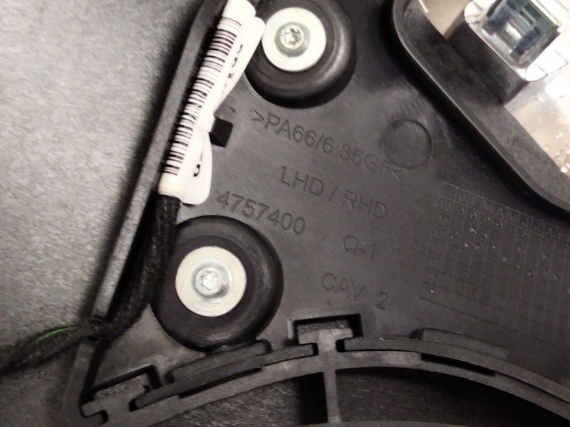 Recambio de moldura para mercedes-benz clase m (w166) ml 250 cdi / bluetec 4-matic (166.004, 166.003) referencia OEM IAM 4757400