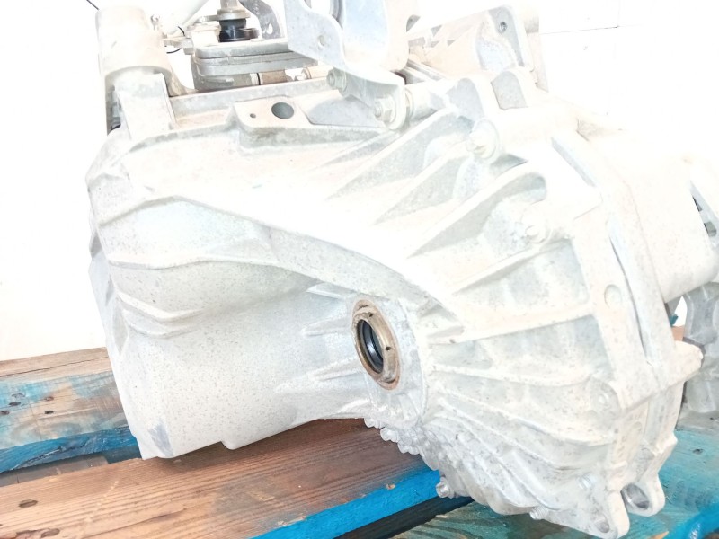 Recambio de caja cambios para opel astra j (p10) 2.0 cdti (68) referencia OEM IAM 55582861  