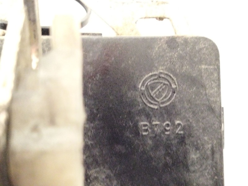 Recambio de cerradura puerta delantera izquierda para citroën jumper i furgón (244) 2.2 hdi referencia OEM IAM B792  