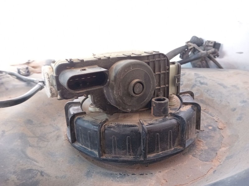 Recambio de deposito adblue para mercedes-benz clase m (w166) ml 250 cdi / bluetec 4-matic (166.004, 166.003) referencia OEM IAM