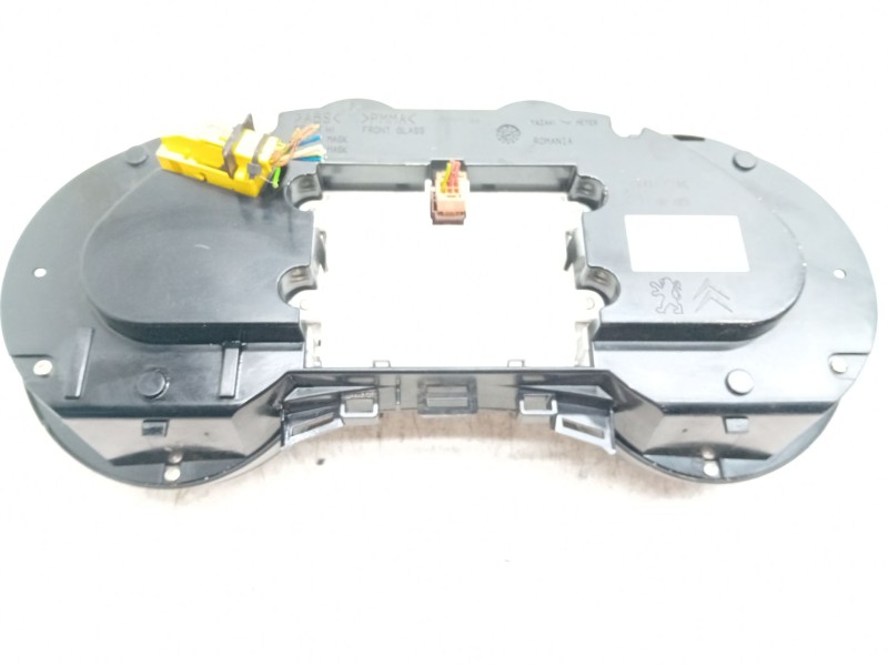 Recambio de cuadro instrumentos para peugeot 3008 confort referencia OEM IAM 9666276280  