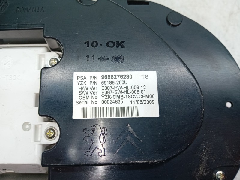 Recambio de cuadro instrumentos para peugeot 3008 confort referencia OEM IAM 9666276280  