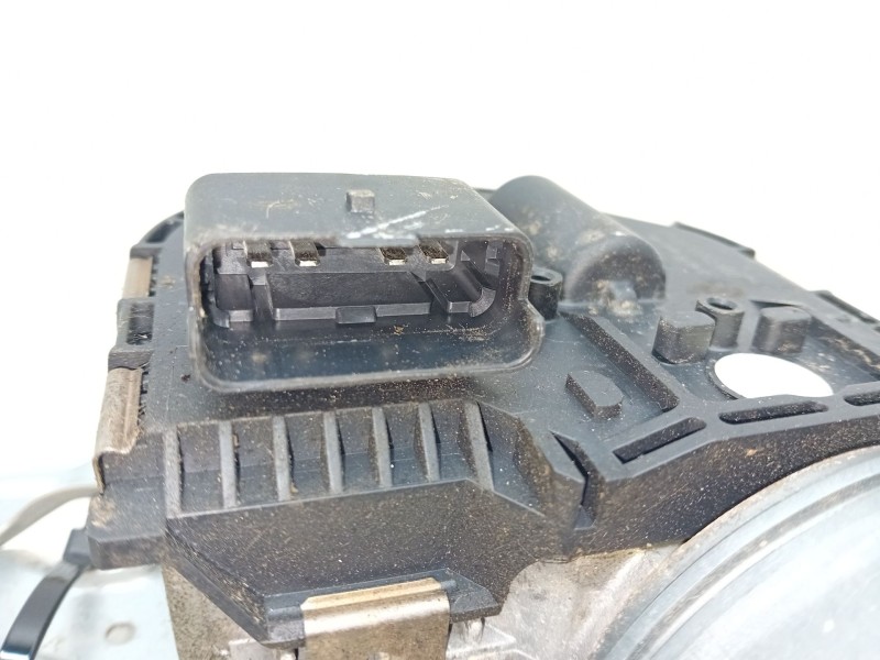 Recambio de motor limpia delantero derecho para peugeot 3008 confort referencia OEM IAM 9671062380  