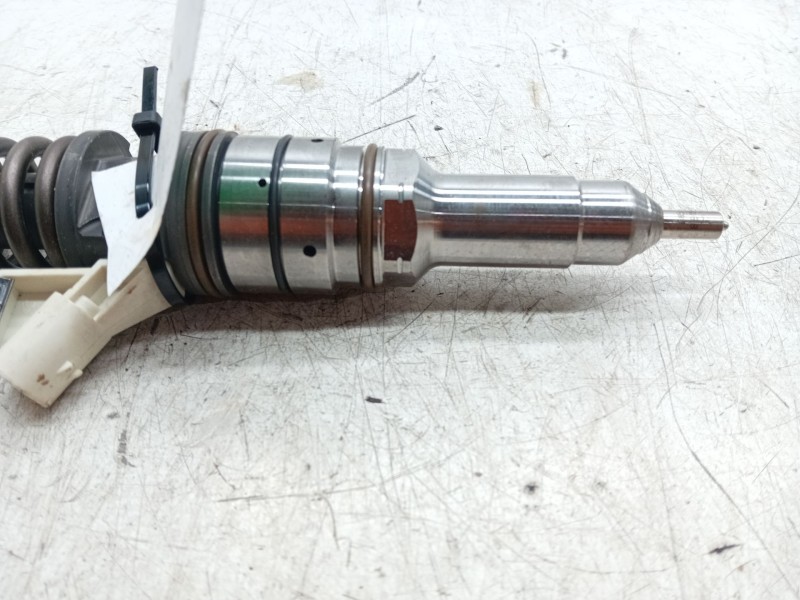 Recambio de inyector para iveco daily i caja/chasis 40-10 referencia OEM IAM B414251155  