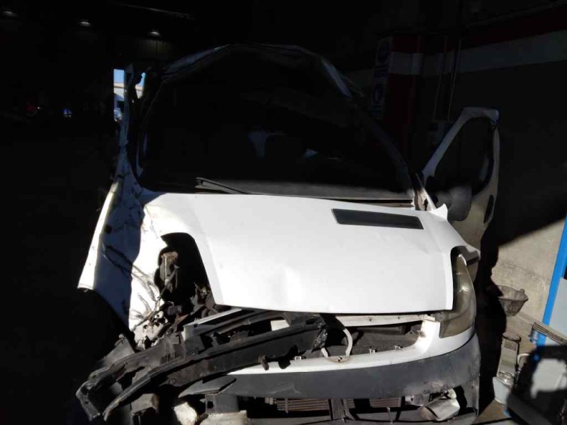 opel vivaro del año 2003